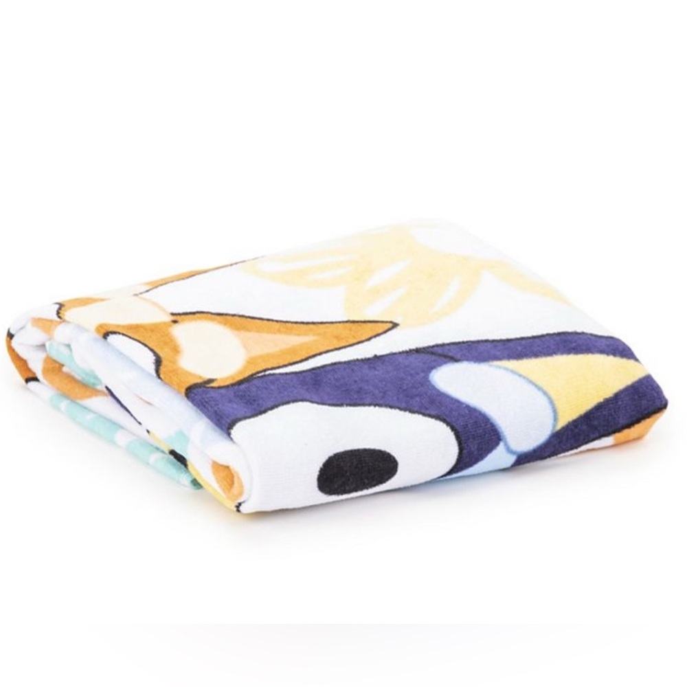 Bluey and Bingo Beach Towel NWT - Picture 2 of 2